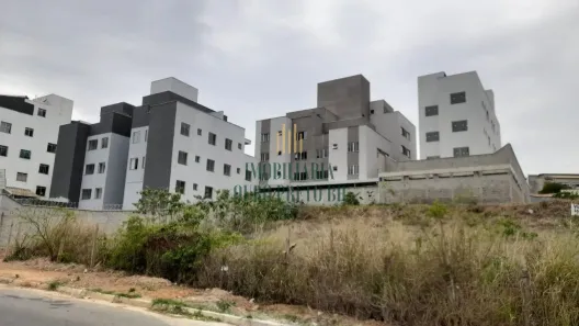 Lote/Terreno à venda, 360m² no Parque Xangri-Lá, Contagem