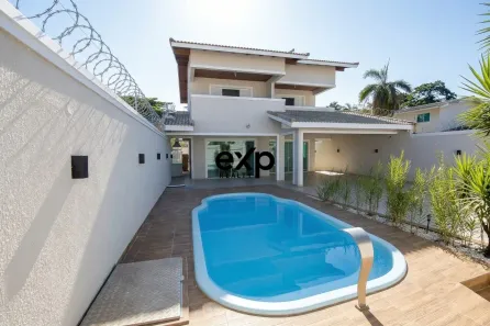 Sobrado com 5 Quartos à venda, 293m² no Balneário Praia do Pernambuco, Guarujá