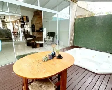 Casa de Condomínio com 3 Quartos à venda, 140m² no Lagoa da Conceição, Florianópolis