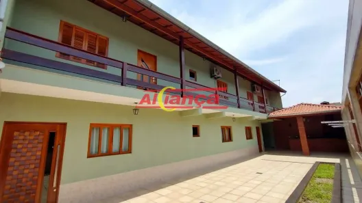 Sobrado com 3 Quartos à venda, 200m² no Cidade Soberana, Guarulhos
