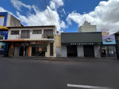 Prédio Comercial à venda, 716m² no Centro, Araraquara