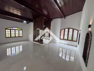 Casa com 3 Quartos à venda, 360m² no Pituba, Salvador
