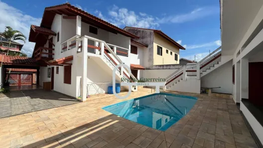 Casa com 4 Quartos à venda, 246m² no Bal Stella Maris, Peruíbe