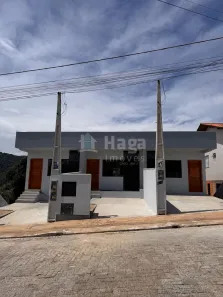 Sobrado com 2 Quartos à venda, 71m² no Dom Joaquim, Brusque