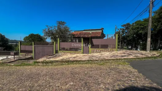 Casa com 3 Quartos à venda, 141m² no Espírito Santo, Porto Alegre