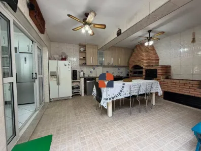 Casa com 3 Quartos à venda, 241m² no Vila Ipojuca, São Paulo