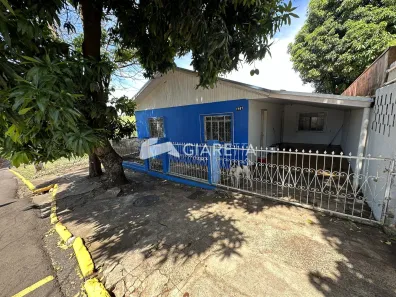 Casa com 3 Quartos à venda, 180m² no Centro, Toledo