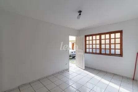 Casa com 3 Quartos para alugar, 90m² no Vila Isolina Mazzei, São Paulo