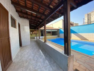 Casa com 2 Quartos para alugar, 155m² no Parque Universitário, Rio Claro