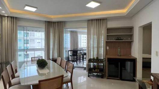 Apartamento com 3 Quartos à venda, 174m² no Meia Praia, Itapema