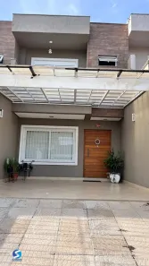 Casa com 3 Quartos à venda, 142m² no Espírito Santo, Porto Alegre