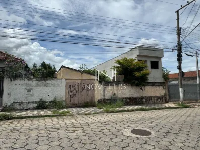 Lote/Terreno à venda, 180m² no Vila Pinheiro, Jacareí