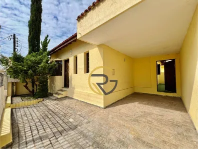 Casa com 3 Quartos para venda ou aluguel, 175m² no Atibaia Jardim, Atibaia