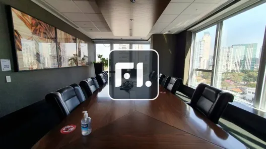 Sala Comercial para alugar, 550m² no Vila Olímpia, São Paulo