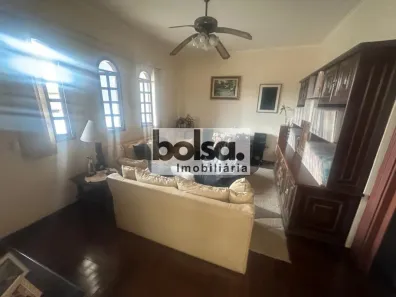 Casa com 3 Quartos à venda, 196m² no Jardim José Kalil, Bauru