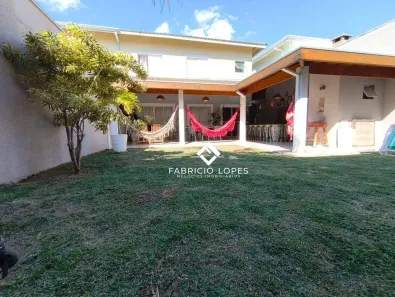 Casa de Condomínio com 3 Quartos à venda, 175m² no Loteamento Villa Branca, Jacareí