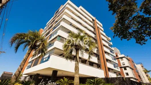 Apartamento com 3 Quartos para alugar, 220m² no Água Verde, Curitiba