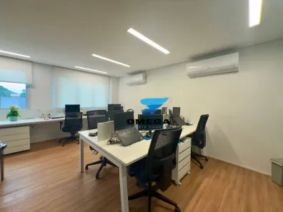 Sala Comercial à venda, 35m² no Pitangueiras, Guarujá