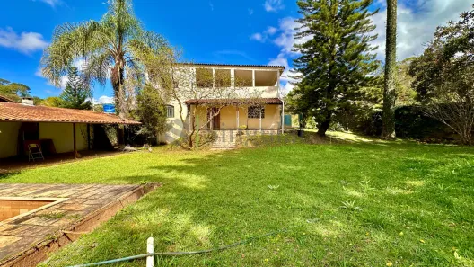 Fazenda/Sítio com 4 Quartos à venda, 220m² no Grama, Juiz de Fora
