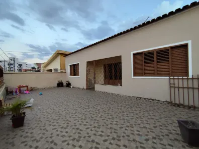 Casa com 4 Quartos à venda, 432m² no Carlos Prates, Belo Horizonte