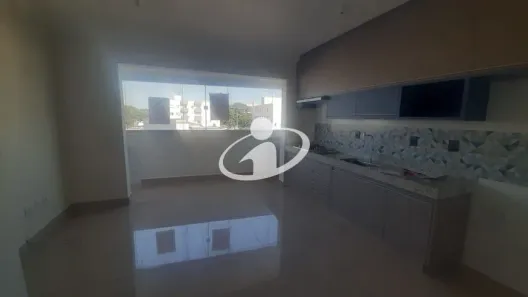Apartamento com 2 Quartos para alugar, 80m² no Tubalina, Uberlândia