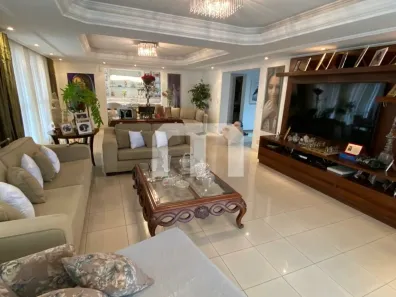 Casa com 5 Quartos à venda, 697m² no Tatuapé, São Paulo