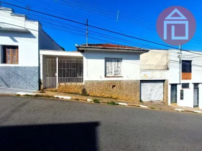 Casa com 2 Quartos à venda, 169m² no Centro, Bragança Paulista