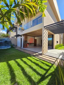 Casa de Condomínio com 4 Quartos à venda, 314m² no Residencial Villagio Toscana, Goiânia