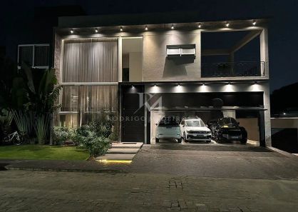 Casa de Condomínio com 5 Quartos à venda, 700m² no Ariribá, Balneário Camboriú