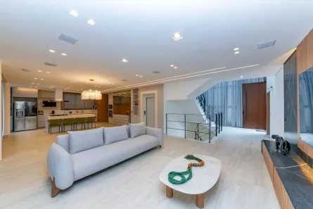Casa com 6 Quartos à venda, 680m² no Estoril, Belo Horizonte