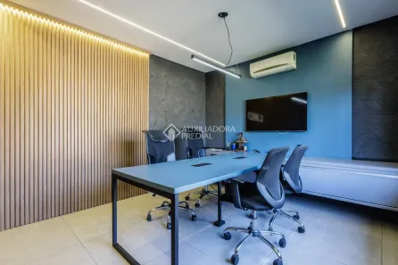 Imóvel Comercial à venda, 215m² no Igara, Canoas