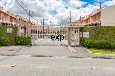 Sobrado com 3 Quartos à venda, 74m² no Boqueirão, Curitiba