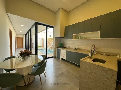 Casa de Condomínio com 3 Quartos à venda, 165m² no Morada dos Nobres, Cuiabá