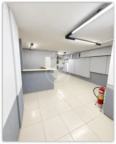 Imóvel Comercial para alugar, 278m² no Santa Efigênia, Belo Horizonte