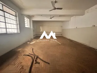 Casa com 4 Quartos para alugar, 294m² no Floresta, Belo Horizonte