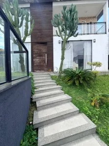 Casa de Condomínio com 5 Quartos à venda, 280m² no Ogiva, Cabo Frio