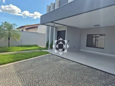 Casa com 4 Quartos à venda, 195m² no Plano Diretor Sul, Palmas