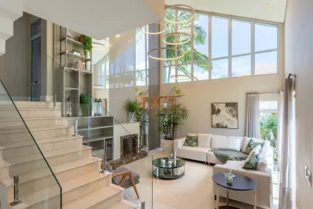 Casa de Condomínio com 5 Quartos à venda, 497m² no Campo Comprido, Curitiba