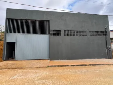 Prédio Residencial à venda, 260m² no Tucum, Cariacica