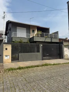 Sobrado com 4 Quartos à venda, 205m² no Suíssa, Ribeirão Pires