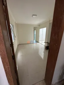 Apartamento com 2 Quartos para alugar, 70m² no Centro, Macaé