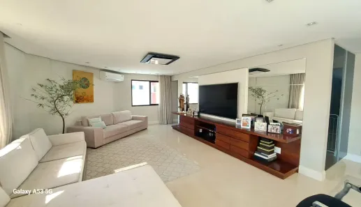 Apartamento com 4 Quartos à venda, 247m² no Centro, Florianópolis