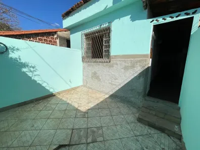 Casa com 2 Quartos para alugar, 65m² no Nova Vista, Belo Horizonte