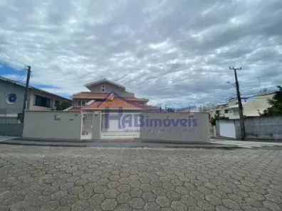 Casa com 4 Quartos à venda, 316m² no Coqueiros, Florianópolis