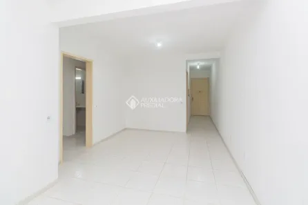 Apartamento com 2 Quartos para alugar, 80m² no Santa Cecília, Porto Alegre