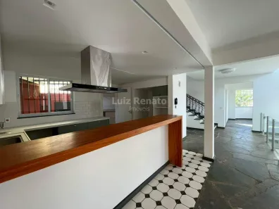 Casa com 3 Quartos para alugar, 260m² no Belvedere, Belo Horizonte