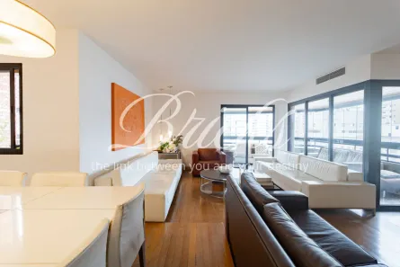 Apartamento com 4 Quartos à venda, 220m² no Vila Uberabinha, São Paulo