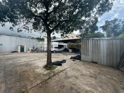 Lote/Terreno à venda, 400m² no Bom Pastor, Divinópolis