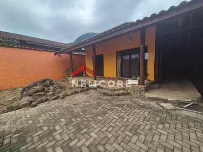 Casa com 2 Quartos à venda, 200m² no Manacá dos Itatins, Peruíbe