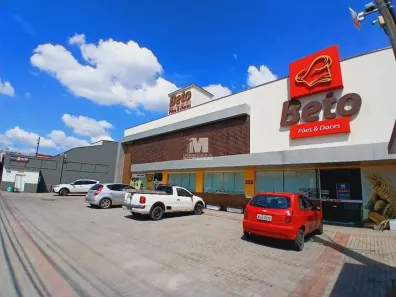 Sala Comercial para alugar, 655m² no Jardim Maluche, Brusque